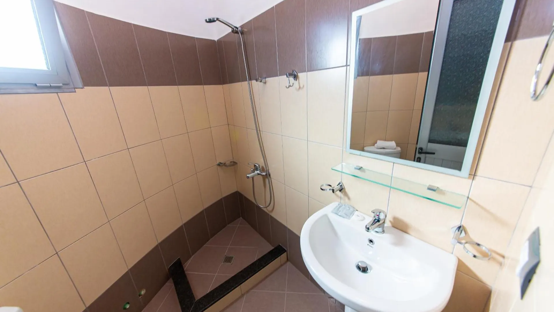 ***  Hotel Villa Qendra Ksamil Albanie