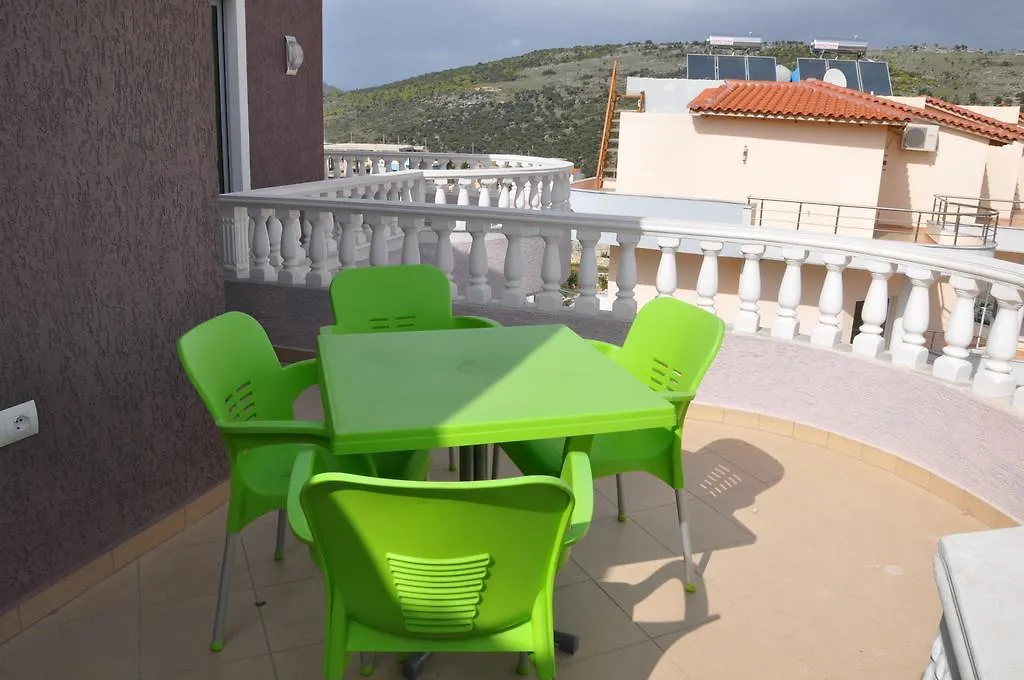 Hotel Villa Qendra Ksamil 3*,  Albania