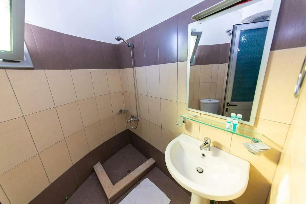 Hotel Villa Qendra Ksamil