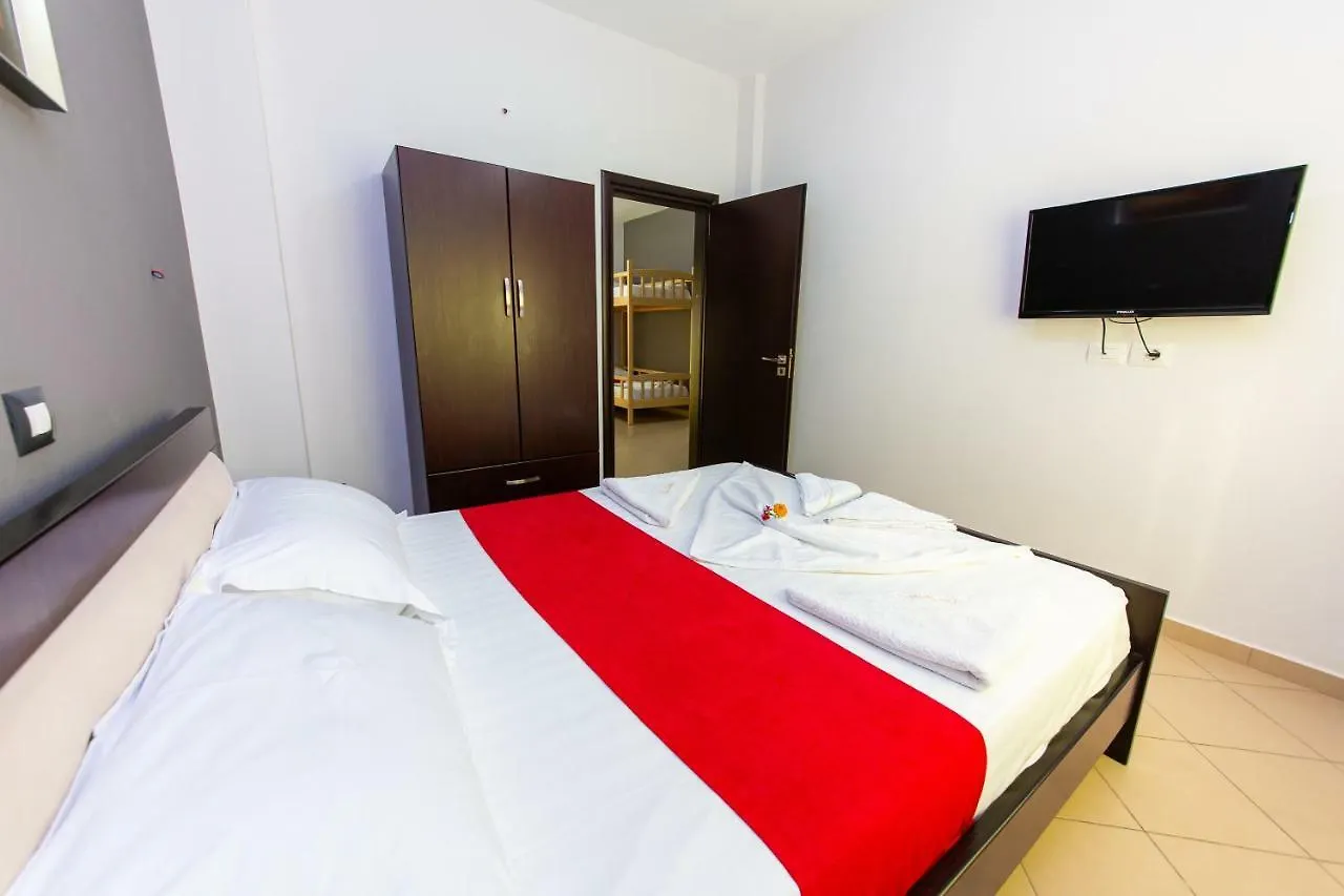 Hotel Villa Qendra Ksamil 3*,