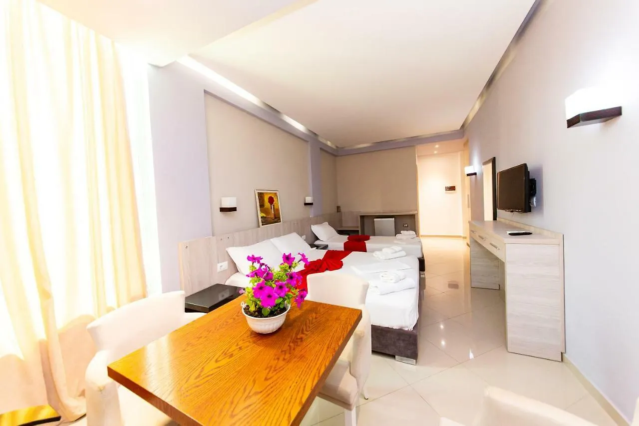 Hotel Villa Qendra Ksamil