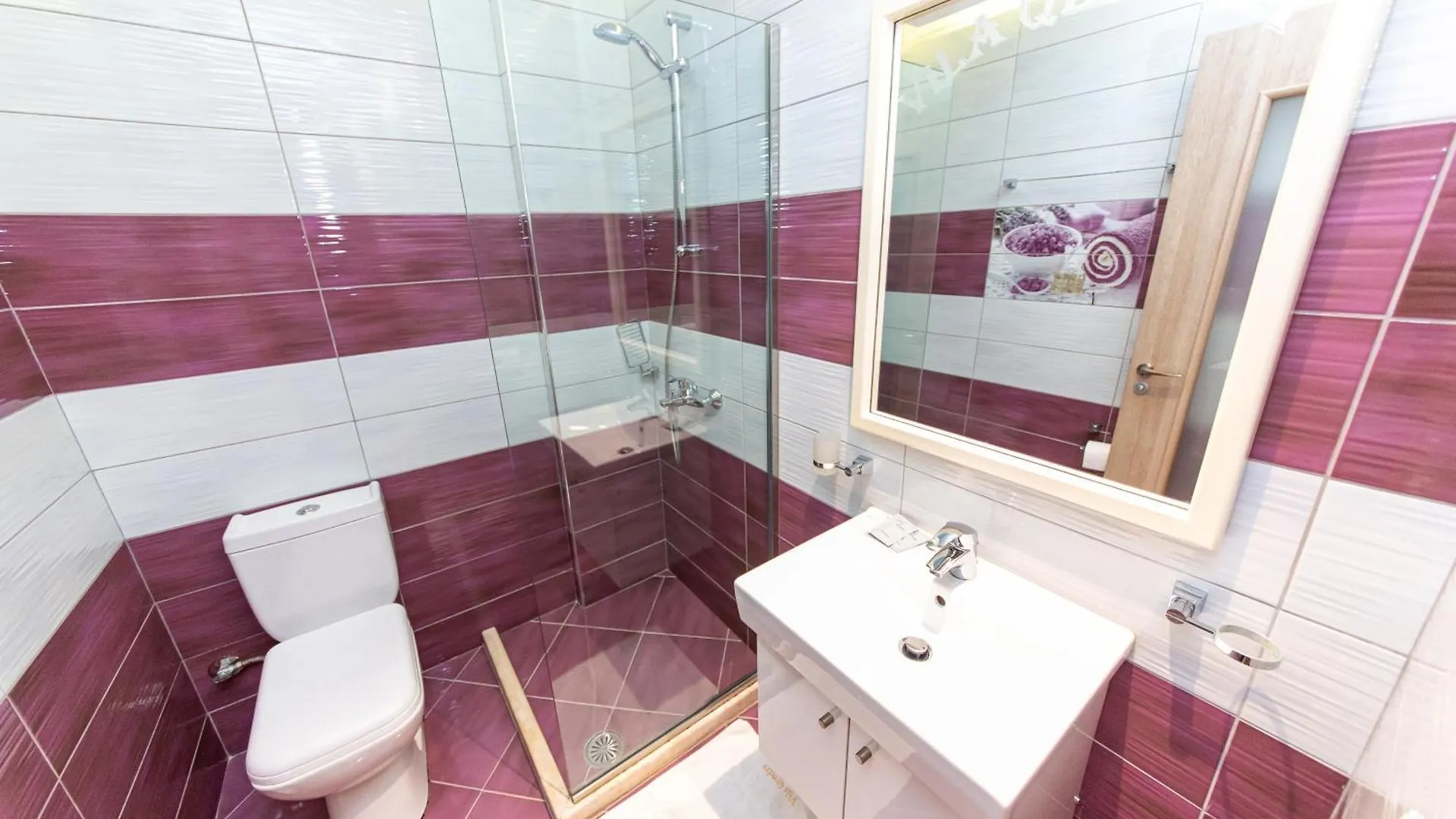 Hotel Villa Qendra Ksamil