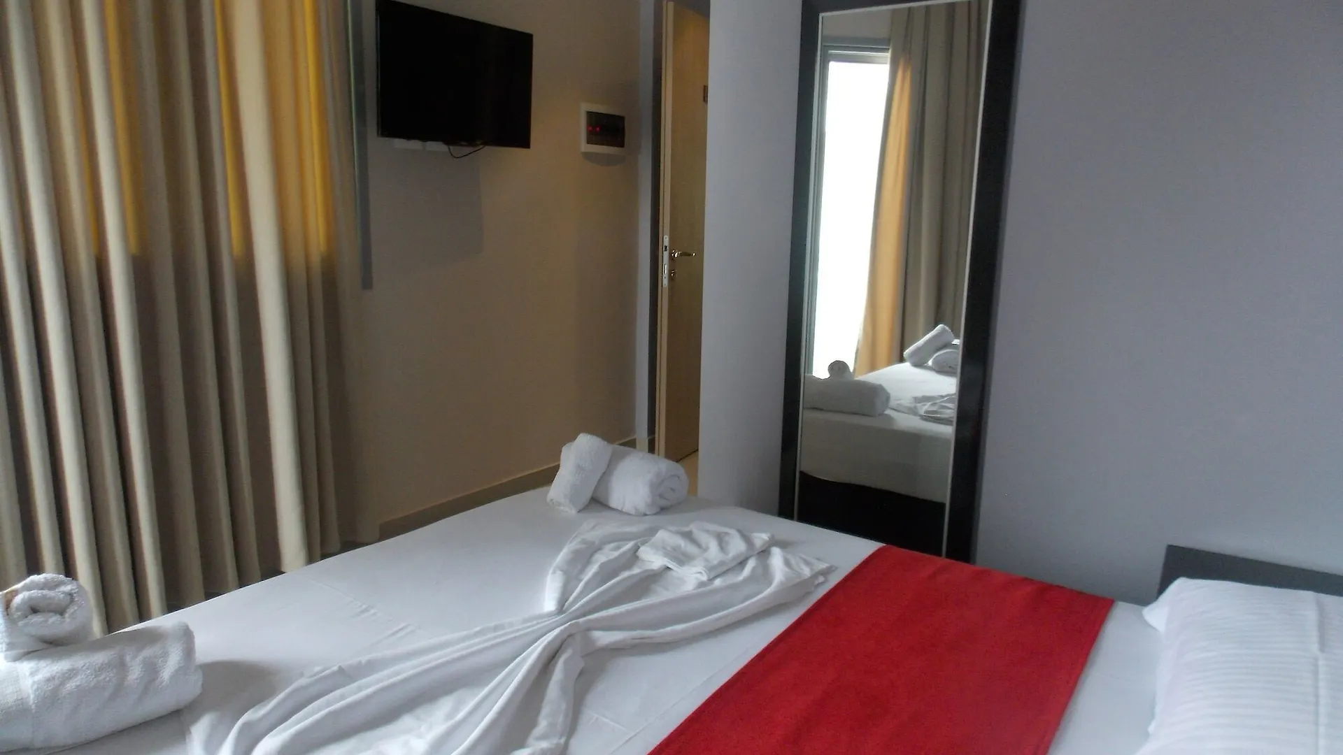 Hotel Villa Qendra Ksamil